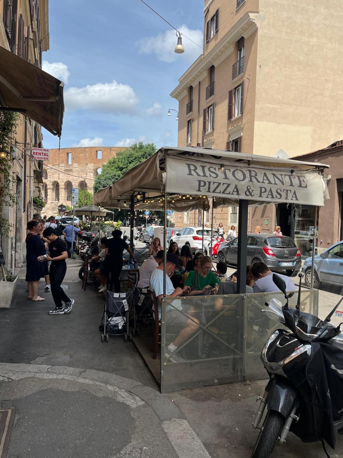 Colosseo Guest House Gil Rome Exterior photo